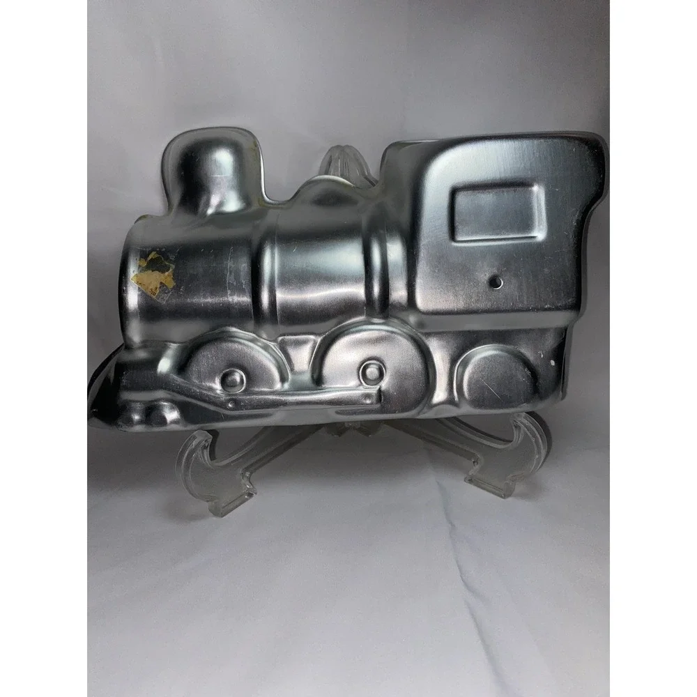 Vintage 1974 Wilton 502-852 Aluminum Choo Locomotive Train Cake /Jello Pan Mold.